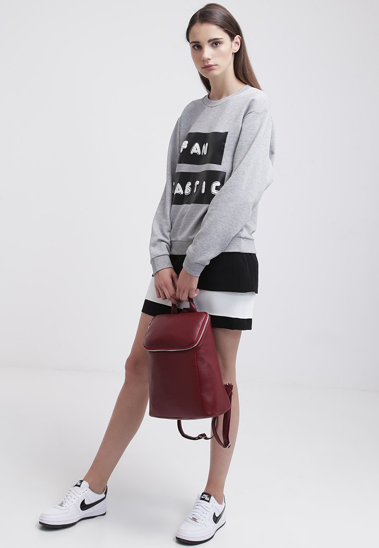 Рюкзак Picard LUIS, Rot/Red
Рюкзак Picard LUIS, Rot/Red