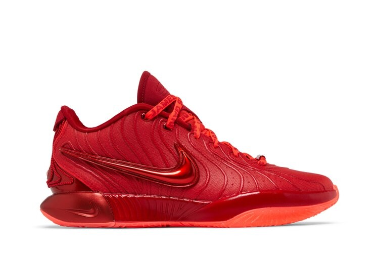 Кроссовки Nike LeBron 21, красный 
Кроссовки Nike LeBron 21, красный