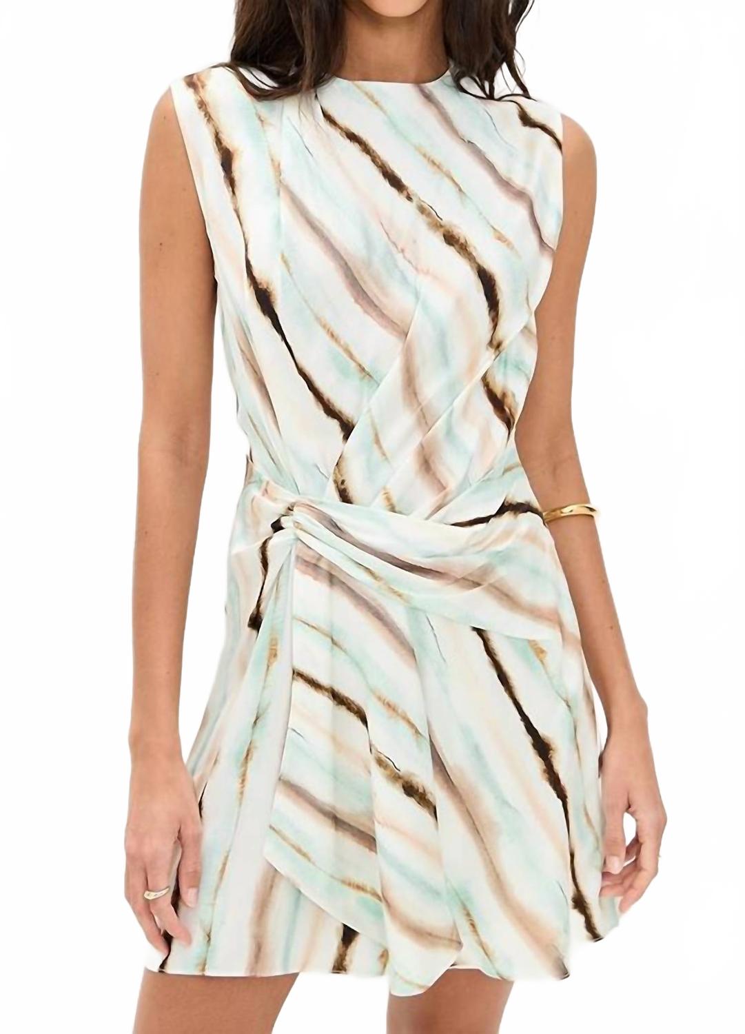 Платье Delia в мятной расцветке с принтом A.L.C.
Платье Delia в мятной расцветке с принтом A.L.C.