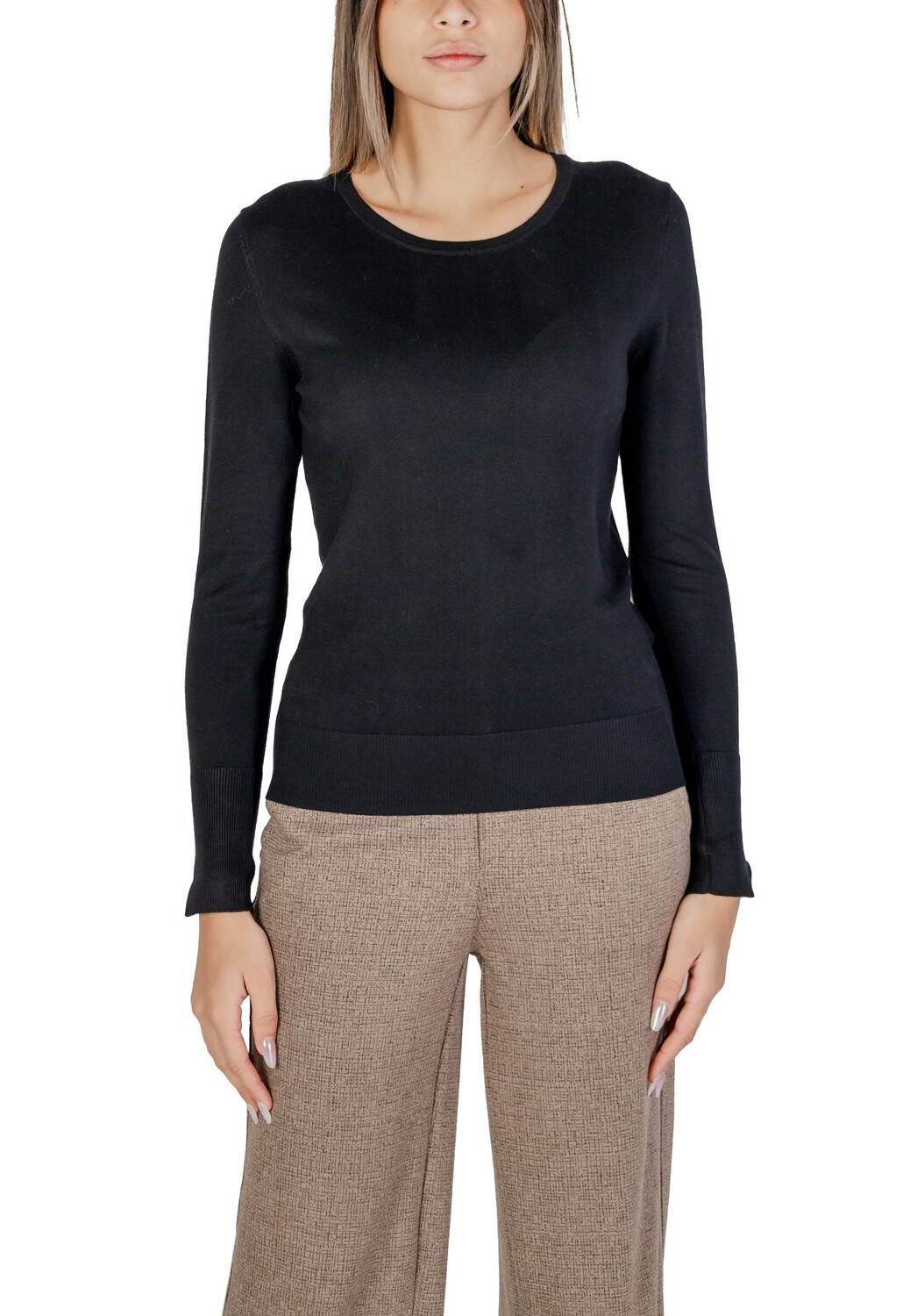 Джемпер Street One облегающий, черный
Джемпер Street One облегающий, черный