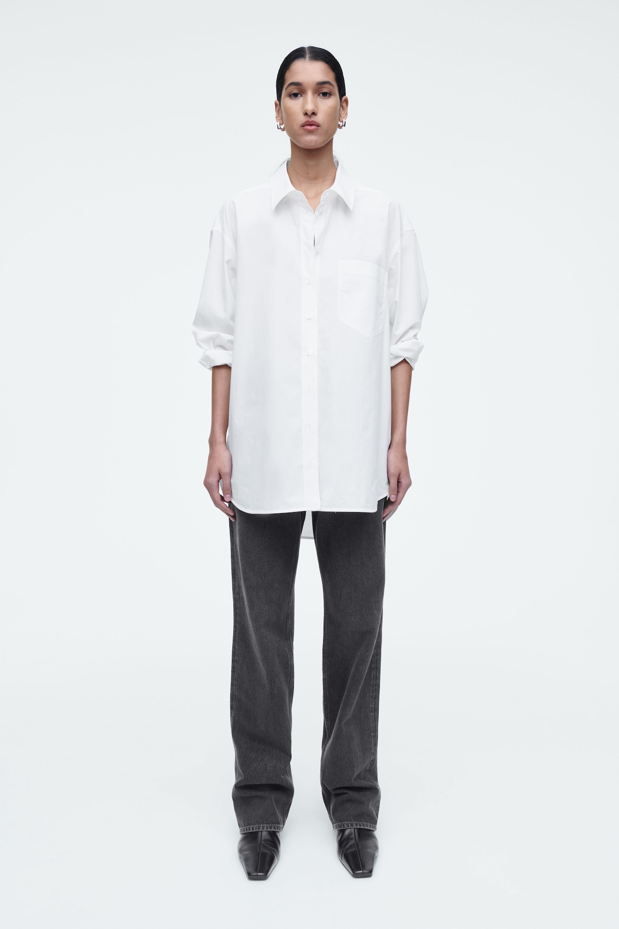 Джинсы "column" с прямыми ногами COS, цвет Wyblakły czarny
Джинсы "column" с прямыми ногами COS, цвет Wyblakły czarny