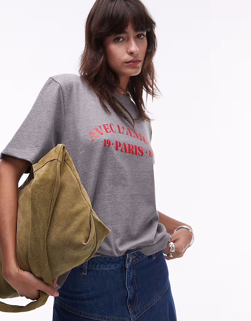 Футболка Topshop Premium Basic серого цвета с графикой «Париж 1989» 
Футболка Topshop Premium Basic серого цвета с графикой «Париж 1989»