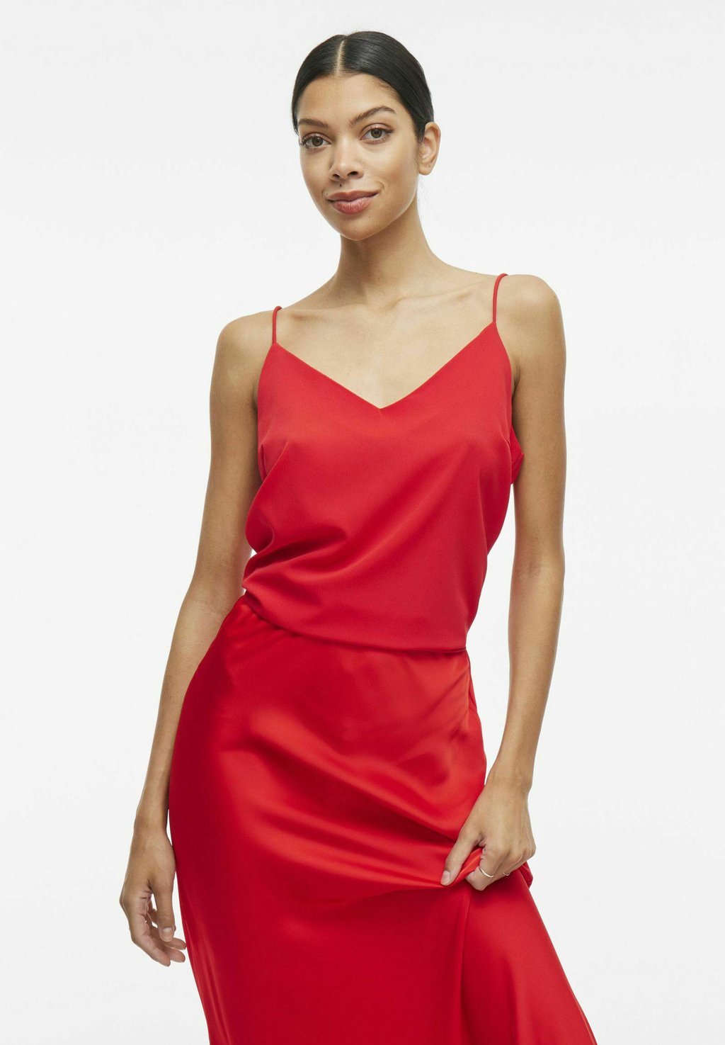 Топ TRÄGER V-AUSSCHNITT VILA, красный
Топ TRÄGER V-AUSSCHNITT VILA, красный