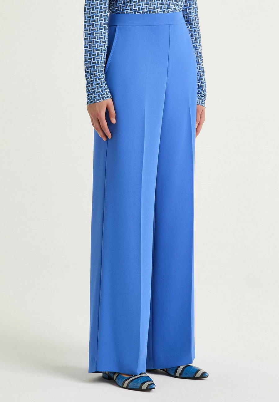 Брюки Maliparmi SABLÈ, Electric Blue/Royal Blue
Брюки Maliparmi SABLÈ, Electric Blue/Royal Blue