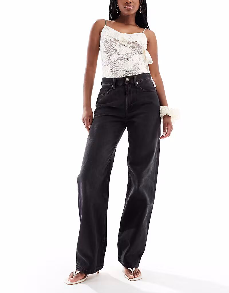 Cotton:On 91 прямые джинсы черного цвета
Cotton:On 91 прямые джинсы черного цвета