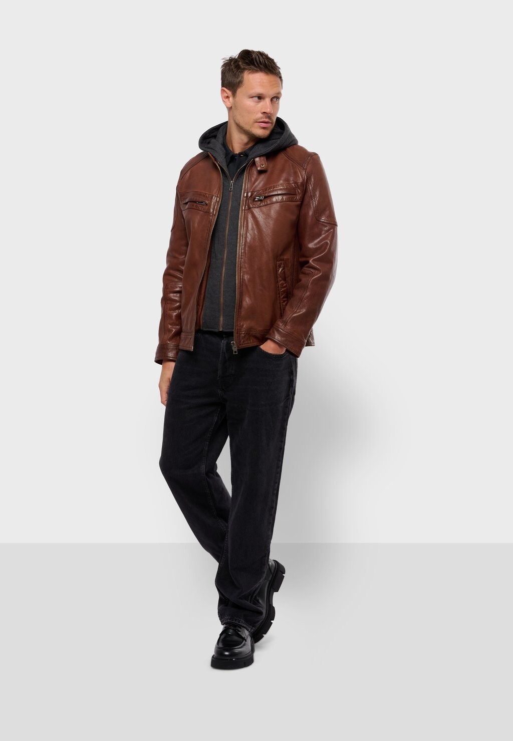 Кожаная куртка DRIVE 1 Oakwood, коричневый
Кожаная куртка DRIVE 1 Oakwood, коричневый