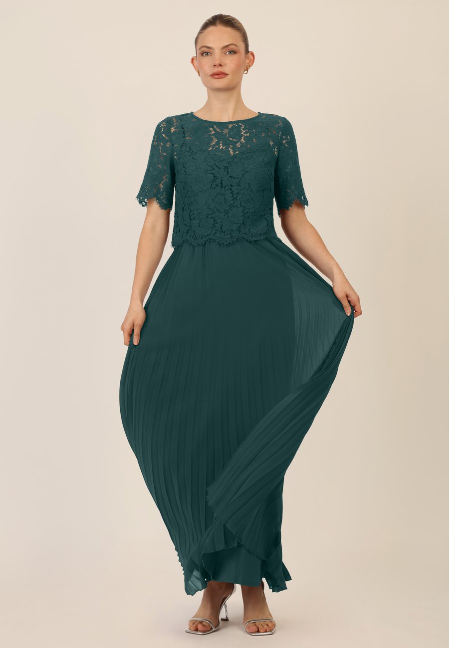 Платье Apart ABEND, Dunkelgrün/Dark Green
Платье Apart ABEND, Dunkelgrün/Dark Green