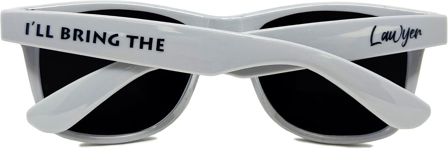 Стильные поляризованные солнцезащитные очки Funky Junque в стиле ретро — защита от УФ-излучения, классические очки унисекс — для девичника, однотонные, в выгодных комплектах, I'll Bring the - Lawyer (Heather Grey)
Стильные поляризованные солнцезащитные очки Funky Junque в стиле ретро — защита от УФ-излучения, классические очки унисекс — для девичника, однотонные, в выгодных комплектах, I'll Bring the - Lawyer (Heather Grey)