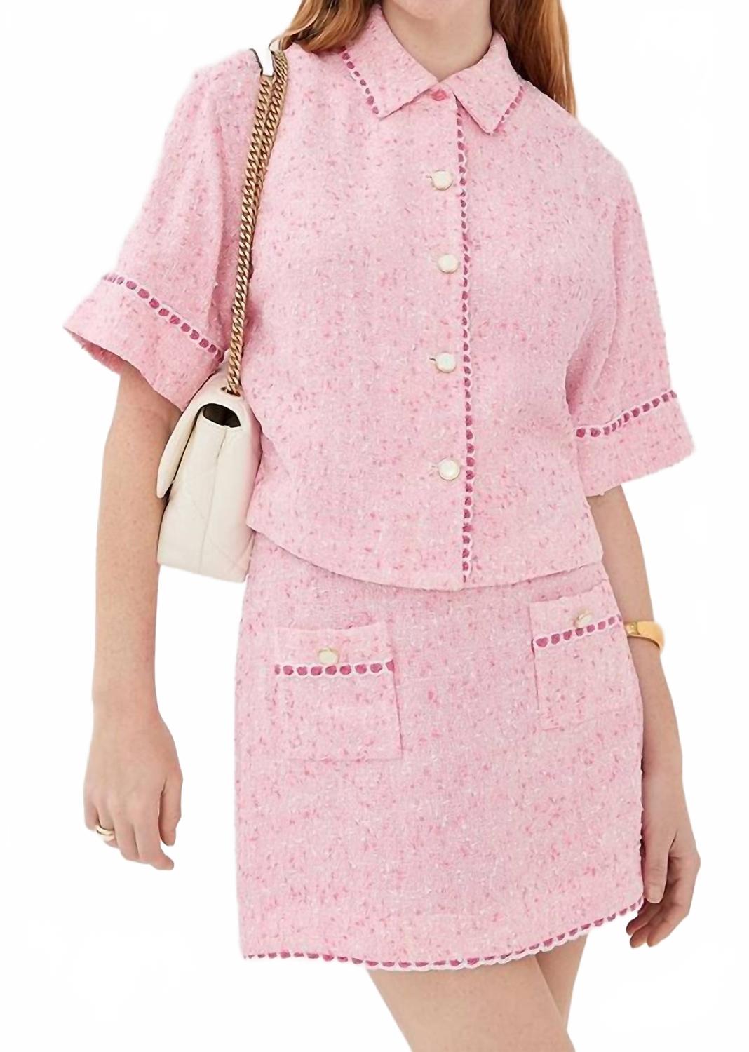 Топ на пуговицах Khloe в ягодном цвете Simkhai, Berry
Топ на пуговицах Khloe в ягодном цвете Simkhai, Berry