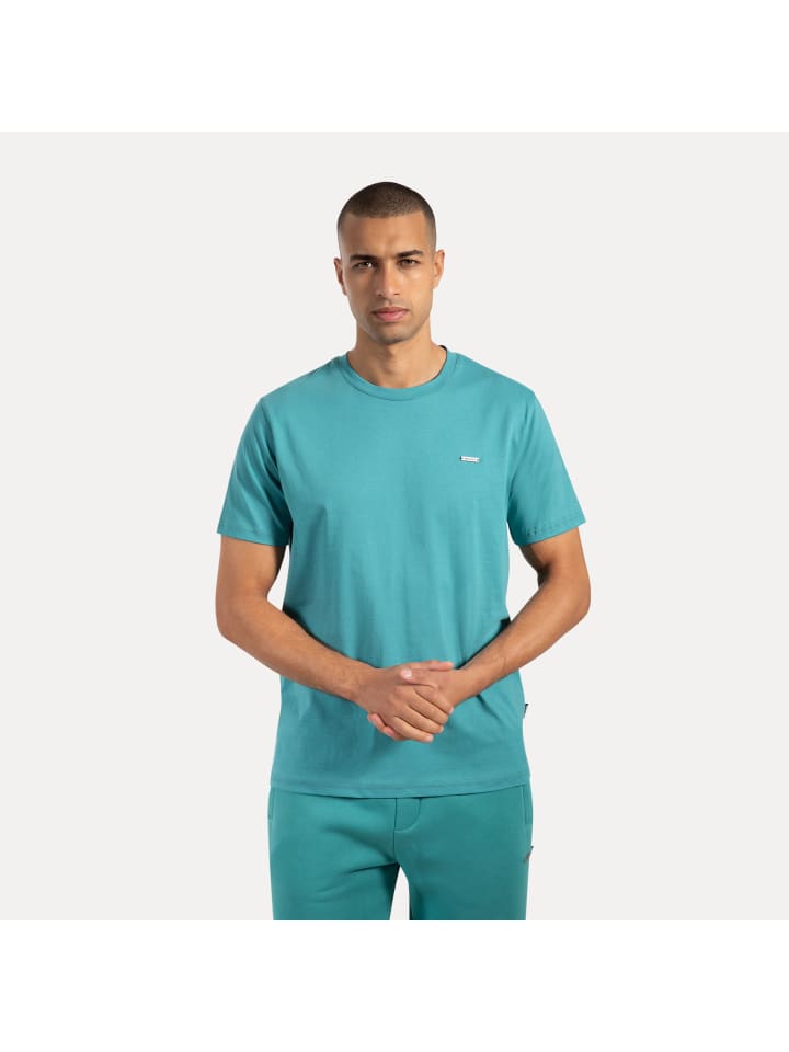 Футболка Ильяс в бензине SMILODOX
Футболка Ильяс в бензине SMILODOX