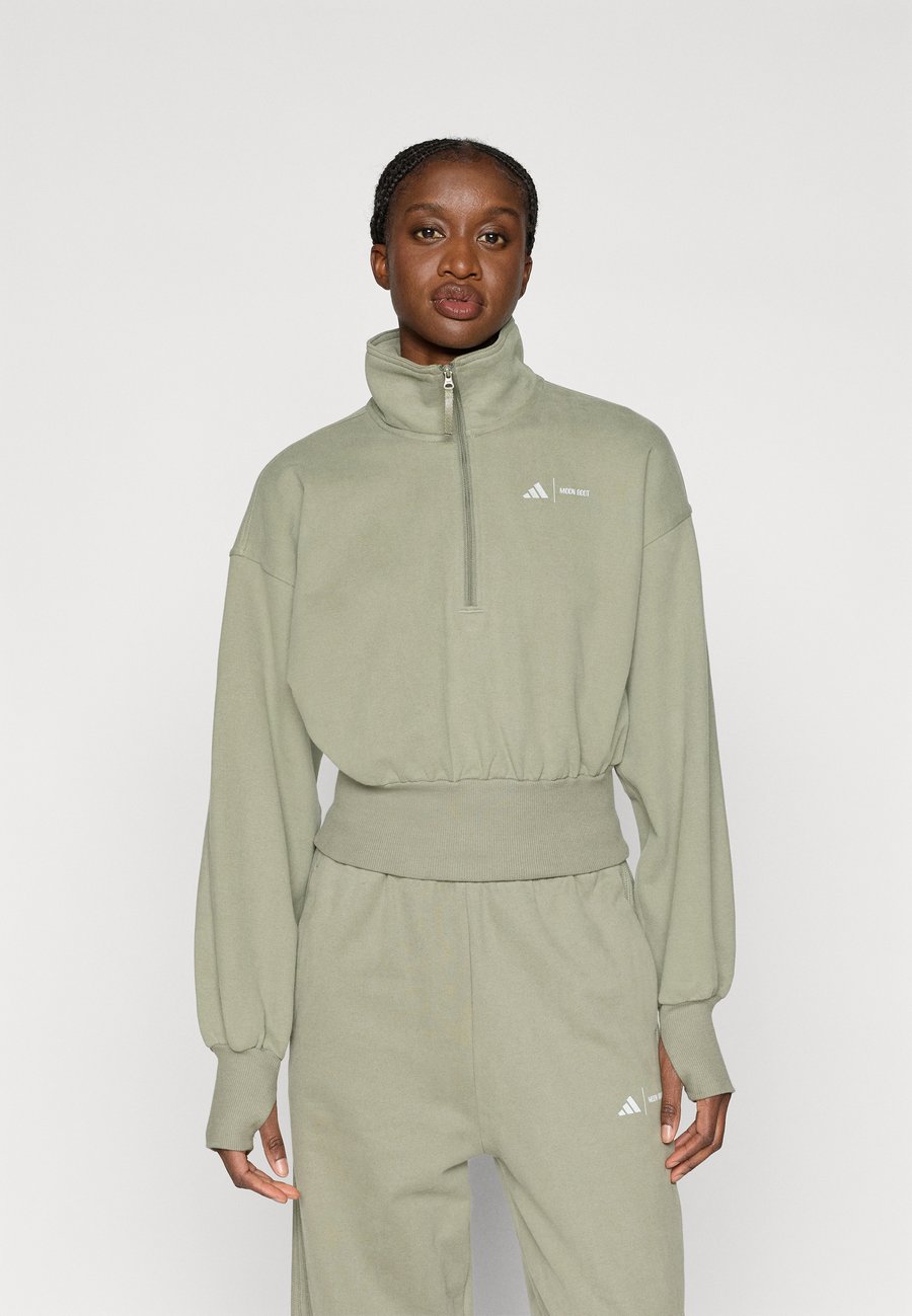 Толстовка Adidas Sportswear TRACKSUIT TOP, Legacy Green/Green
Толстовка Adidas Sportswear TRACKSUIT TOP, Legacy Green/Green