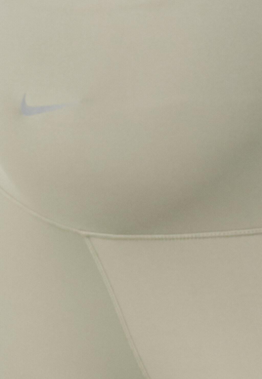 Тайтсы (M) ONE 7/8 Nike, зеленый
Тайтсы (M) ONE 7/8 Nike, зеленый