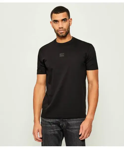 Футболка Regular fit Armani Exchange, черный
Футболка Regular fit Armani Exchange, черный