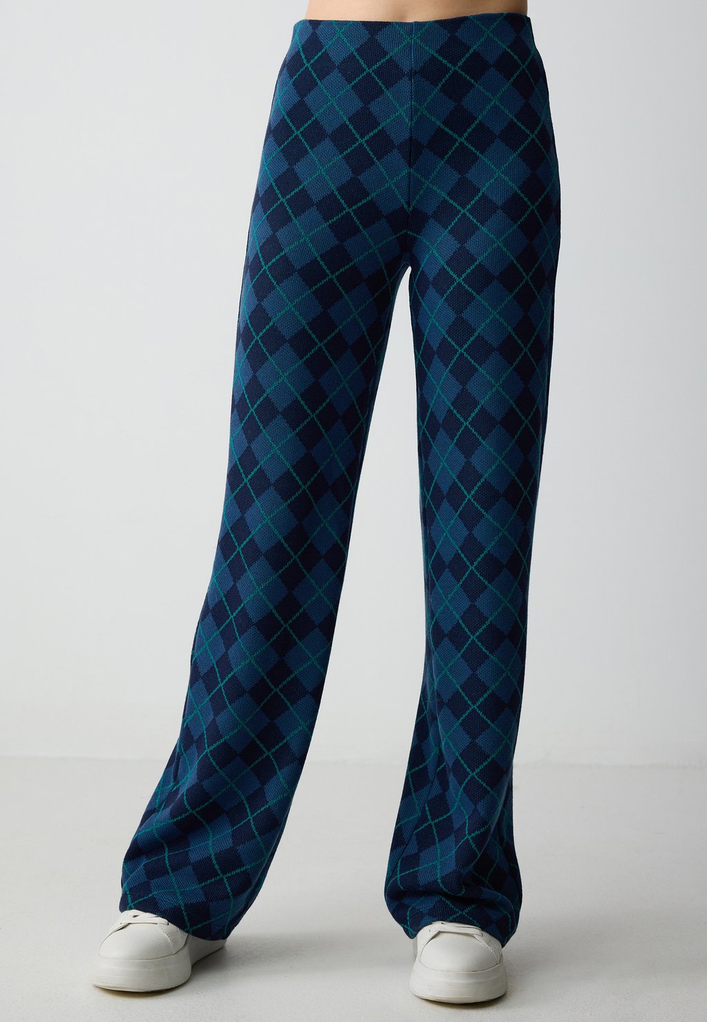 Брюки RELAXED FIT Jimmy Key, темно-синий
Брюки RELAXED FIT Jimmy Key, темно-синий