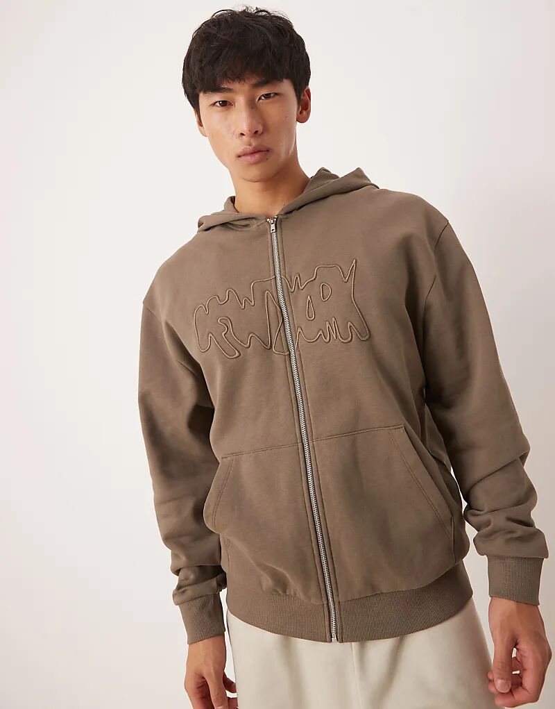 Толстовка с капюшоном на молнии ASOS DESIGN с вышитым уличным принтом коричневого цвета
Толстовка с капюшоном на молнии ASOS DESIGN с вышитым уличным принтом коричневого цвета