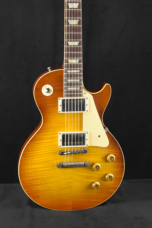 Электрогитара Gibson Murphy Lab 1959 Les Paul Standard Royal Tea Burst Light Aged
Электрогитара Gibson Murphy Lab 1959 Les Paul Standard Royal Tea Burst Light Aged