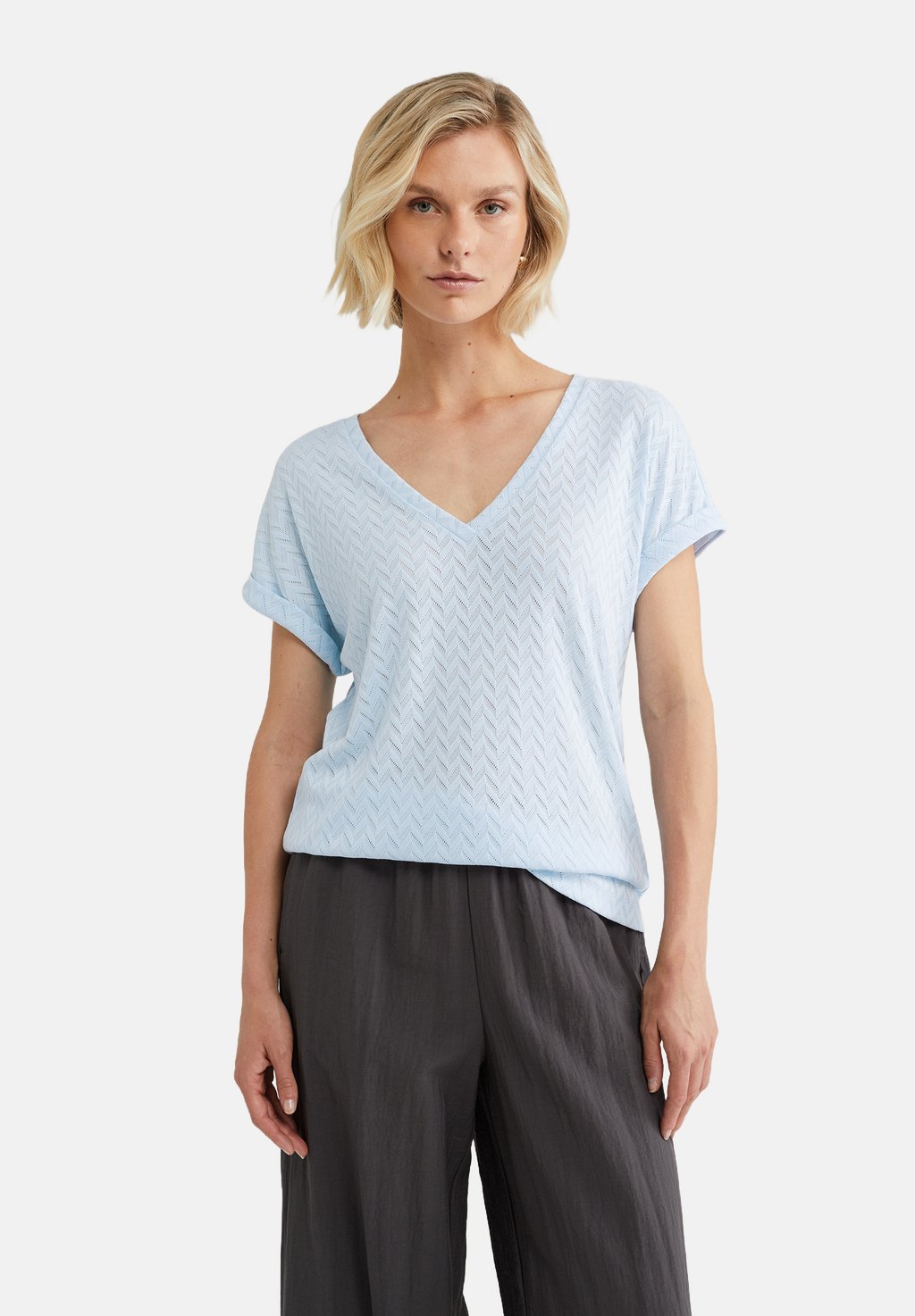 Базовая футболка WE Fashion, светло-голубой
Базовая футболка WE Fashion, светло-голубой