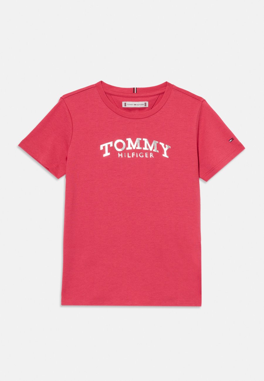 Футболка Tommy Hilfiger METALLIC LOGO SLIM CREW NECK T-SHIRT, Vintage Cerise/Light Red, Красный, Футболка Tommy Hilfiger METALLIC LOGO SLIM CREW NECK T-SHIRT, Vintage Cerise/Light Red
Футболка Tommy Hilfiger METALLIC LOGO SLIM CREW NECK T-SHIRT, Vintage Cerise/Light Red, Красный, Футболка Tommy Hilfiger METALLIC LOGO SLIM CREW NECK T-SHIRT, Vintage Cerise/Light Red