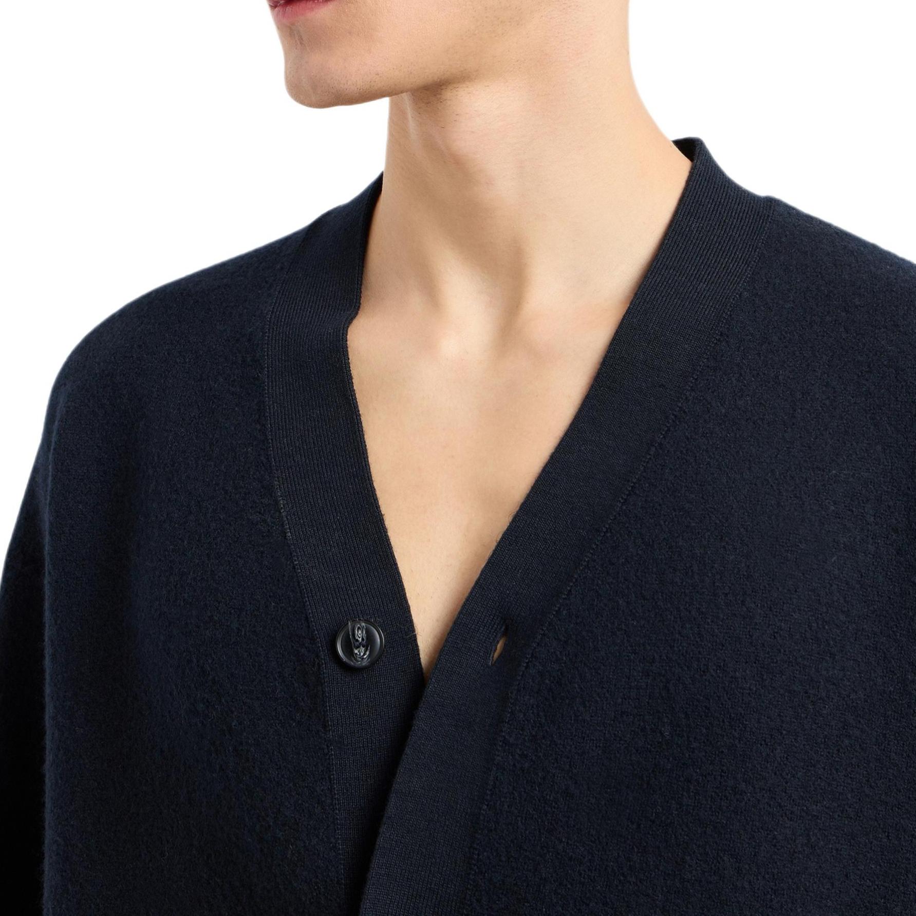 Кардиган на пуговицах с V-образным вырезом EMPORIO ARMANI, Морской синий
Кардиган на пуговицах с V-образным вырезом EMPORIO ARMANI, Морской синий