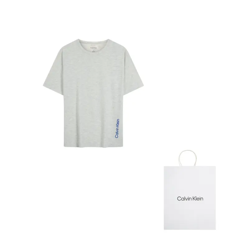 Футболка с принтом логотипа Calvin Klein, серый
Футболка с принтом логотипа Calvin Klein, серый