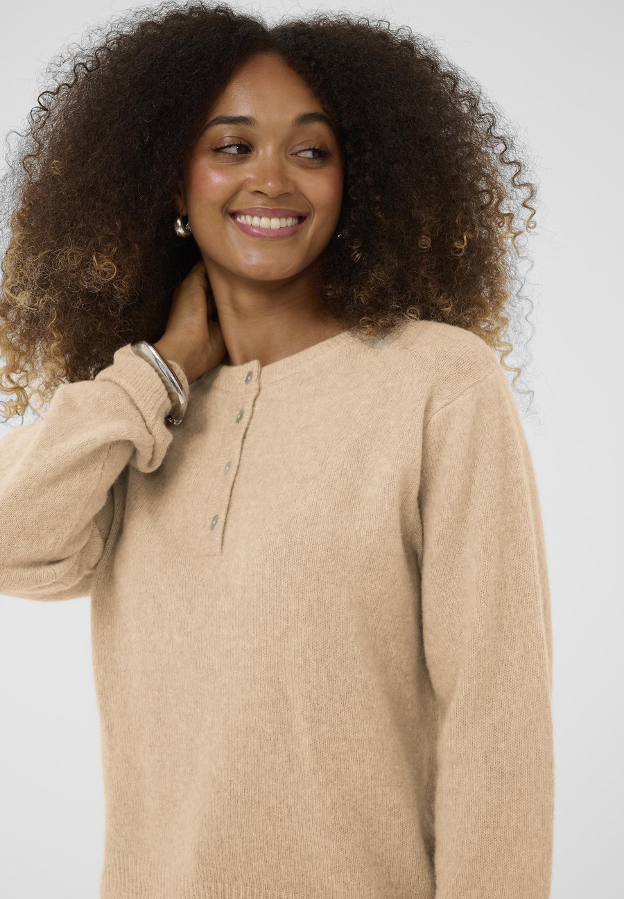 Джемпер Love Copenhagen LCJANNI KNIT PULLOVER, Beige Melange/Beige
Джемпер Love Copenhagen LCJANNI KNIT PULLOVER, Beige Melange/Beige