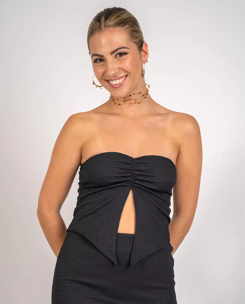 Однотонный женский топ с вырезом без бретелек The-Are, черный
Однотонный женский топ с вырезом без бретелек The-Are, черный