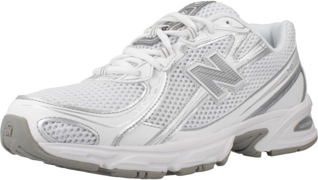 Мужские теннисные кроссовки New Balance MC996 легкие, белый
Мужские теннисные кроссовки New Balance MC996 легкие, белый