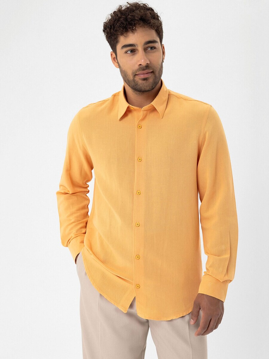 Повседневная рубашка Dandalo Comfort fit Button Up Shirt, цвет light orange
Повседневная рубашка Dandalo Comfort fit Button Up Shirt, цвет light orange