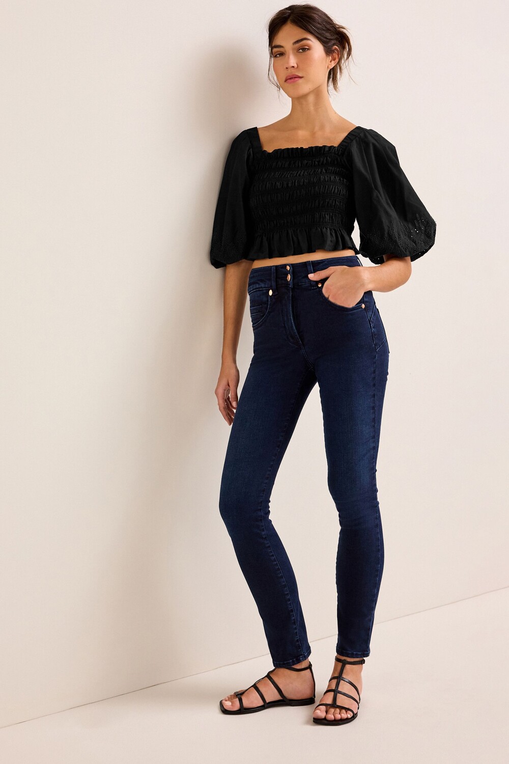 Приталенные джинсы утягивающие и моделирующие фигуру Next, синий
Приталенные джинсы утягивающие и моделирующие фигуру Next, синий