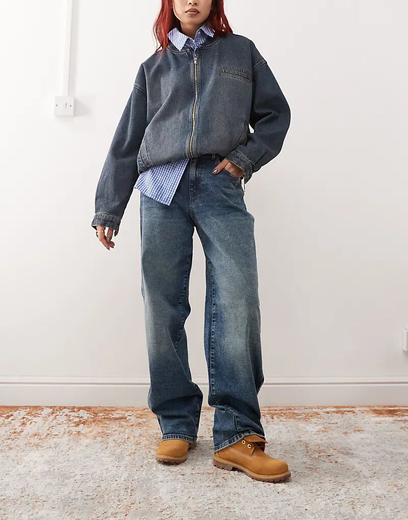 Джинсы Josie свободного кроя с высокой талией, средней степени стертости Noisy May
Джинсы Josie свободного кроя с высокой талией, средней степени стертости Noisy May