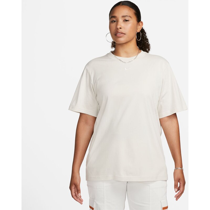 Shirt w nsw tee essntl lbr Nike, мультиколор
Shirt w nsw tee essntl lbr Nike, мультиколор