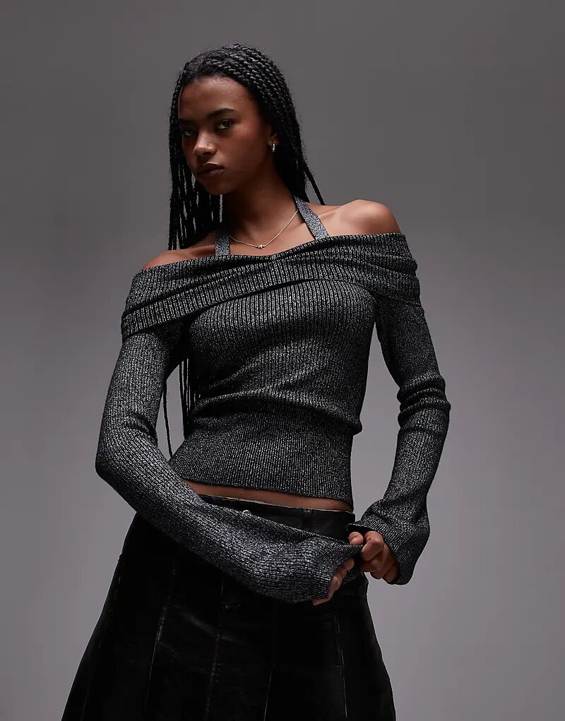 Вязаный топ с длинными рукавами и вырезом халтер в сером цвете Mango
Вязаный топ с длинными рукавами и вырезом халтер в сером цвете Mango