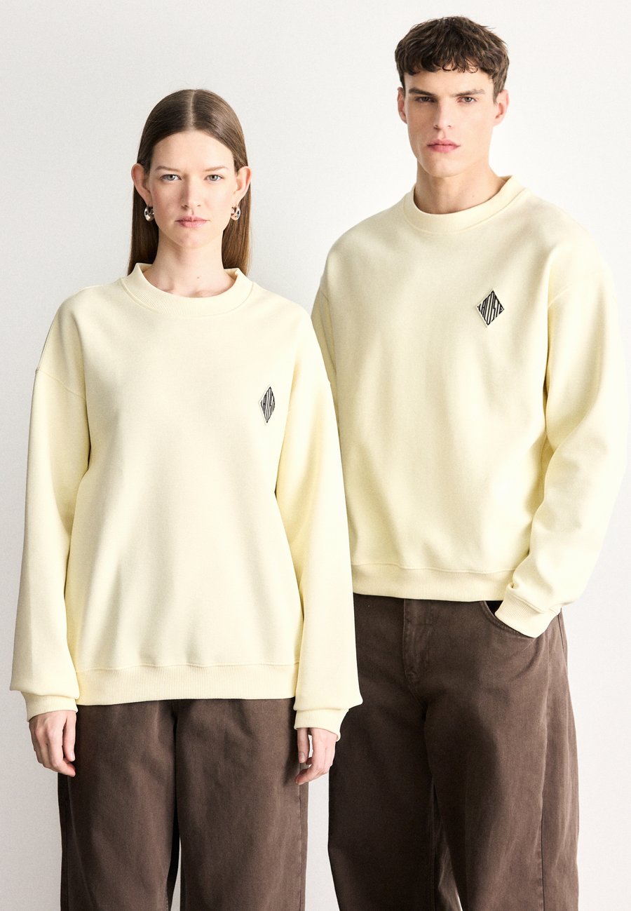 Толстовка Lacoste UNISEX, Poudre/Yellow
Толстовка Lacoste UNISEX, Poudre/Yellow