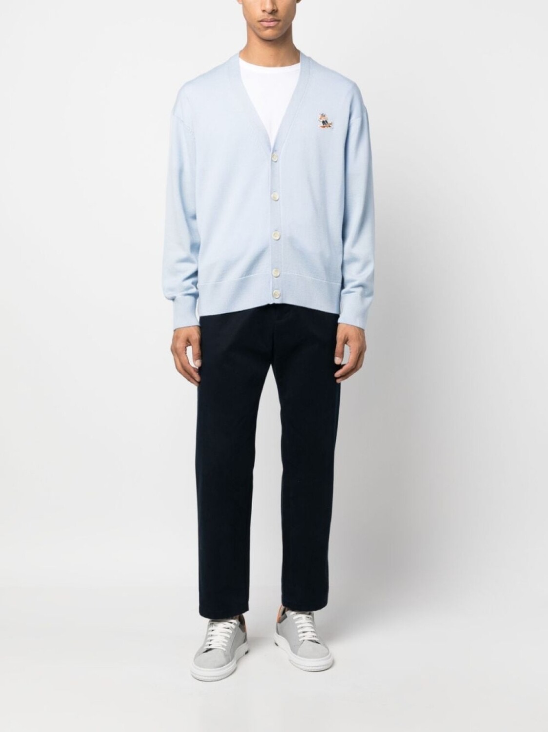 Кардиган тонкой вязки с нашивкой-логотипом Maison Kitsuné, синий
Кардиган тонкой вязки с нашивкой-логотипом Maison Kitsuné, синий