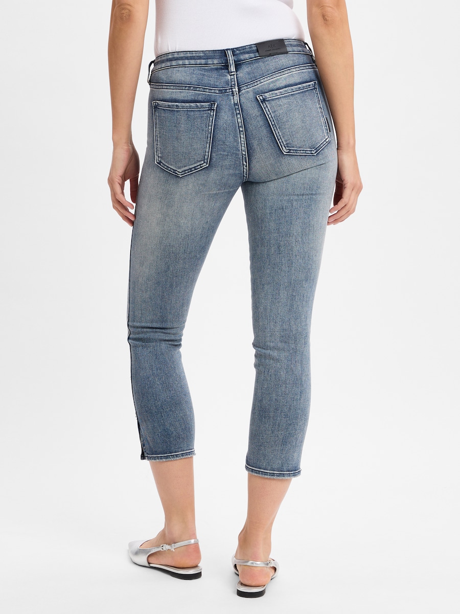 Узкие джинсы ARMANI EXCHANGE, Blue Denim
Узкие джинсы ARMANI EXCHANGE, Blue Denim