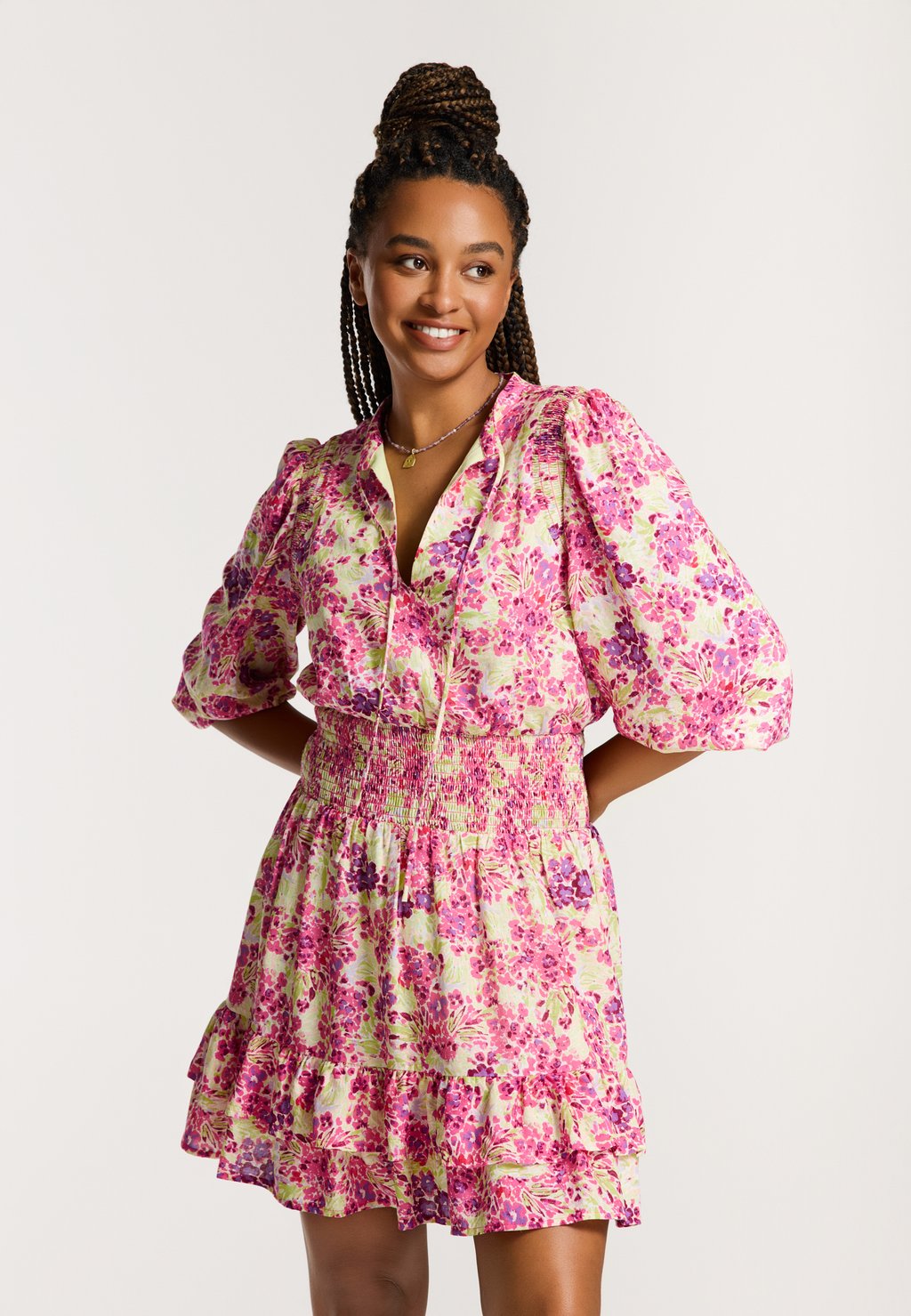 Повседневное платье JONI FLOWER FIELDS Shiwi, розовый
Повседневное платье JONI FLOWER FIELDS Shiwi, розовый