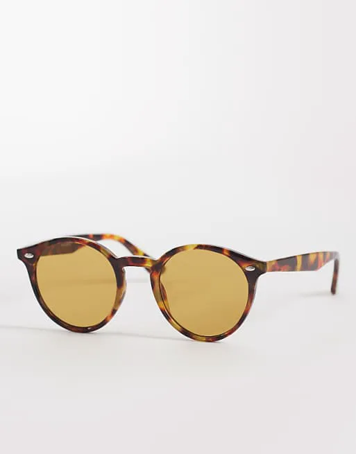 Круглые солнцезащитные очки ASOS DESIGN с коричневыми линзами
Круглые солнцезащитные очки ASOS DESIGN с коричневыми линзами