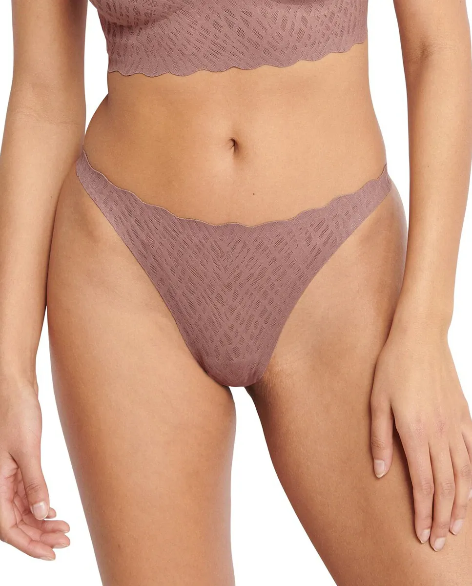 Трусики-стринги Sloggi, светло-коричневый
Трусики-стринги Sloggi, светло-коричневый