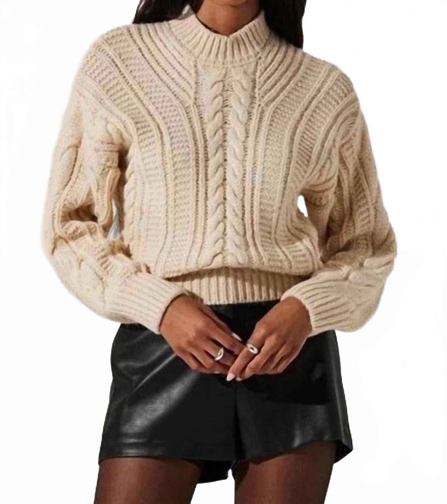 Свитер с завязками кремовый ASTR
Свитер с завязками кремовый ASTR