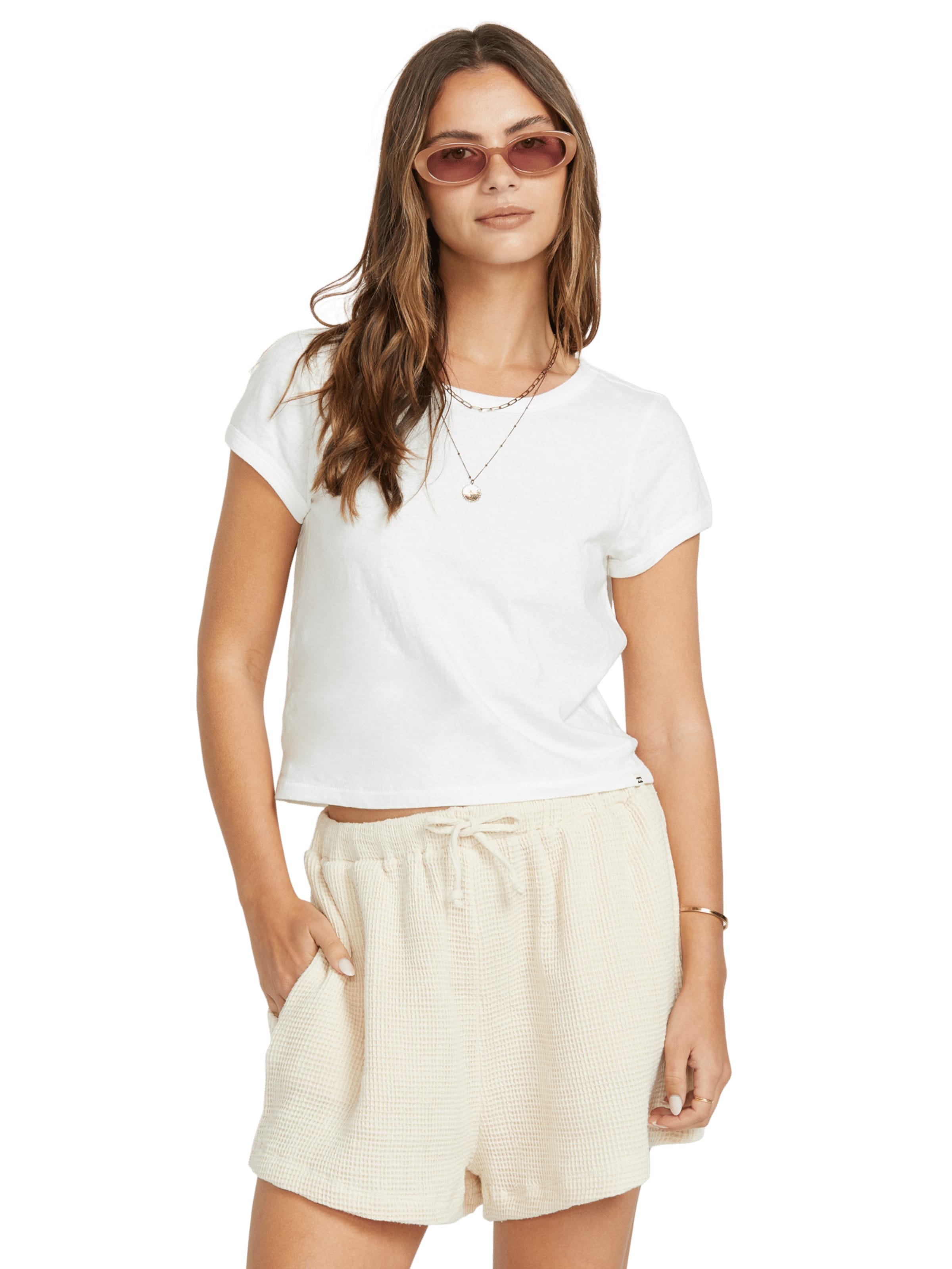 BILLABONG Широкие шорты 'Essentials' в цвете Ivory
BILLABONG Широкие шорты 'Essentials' в цвете Ivory
