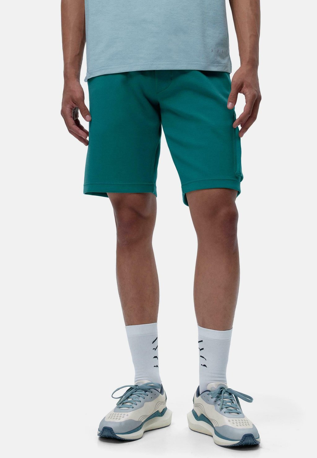 Спортивные шорты Born Living Yoga, зеленый
Спортивные шорты Born Living Yoga, зеленый