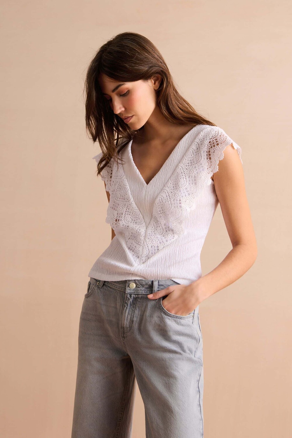 Топ с короткими рукавами и отделкой связанной крючком Next, белый
Топ с короткими рукавами и отделкой связанной крючком Next, белый