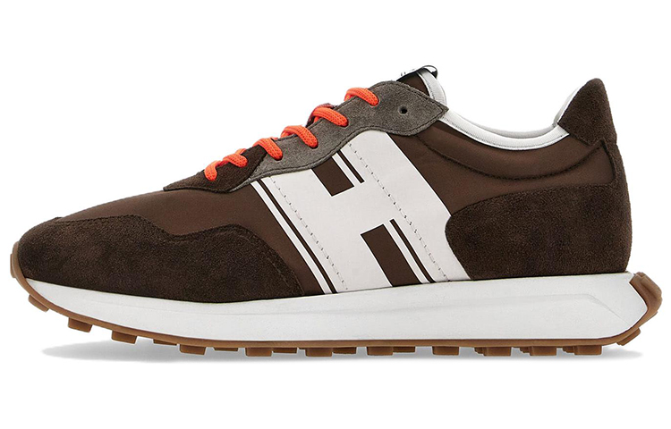 Кроссовки H601 со шнуровкой HOGAN
Кроссовки H601 со шнуровкой HOGAN