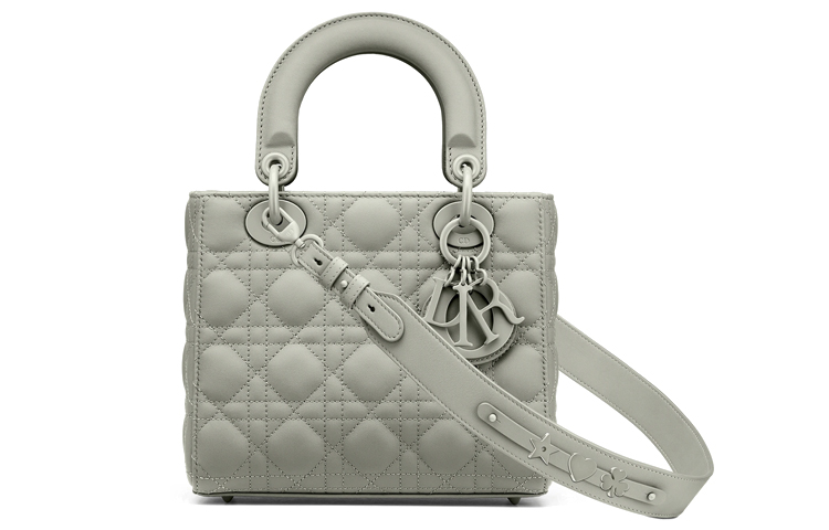 DIOR Сумка Lady Calfskin, женская маленькая серая сумка через плечо, кроссбоди
DIOR Сумка Lady Calfskin, женская маленькая серая сумка через плечо, кроссбоди