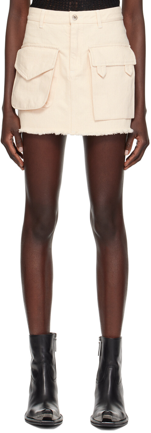 Мини-юбка с накладным карманом от Off-White Marques Almeida
Мини-юбка с накладным карманом от Off-White Marques Almeida