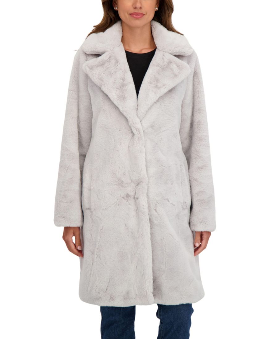 Женское пальто с воротником-стойкой из искусственного меха, длиной 3/4 Sebby Collection, Light grey
Женское пальто с воротником-стойкой из искусственного меха, длиной 3/4 Sebby Collection, Light grey
