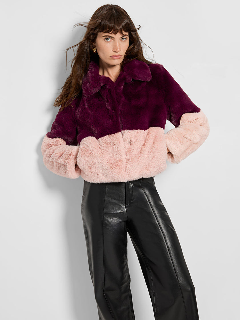 Толстовка Holden Faux Fur Chubby As By Df, Pattern
Толстовка Holden Faux Fur Chubby As By Df, Pattern