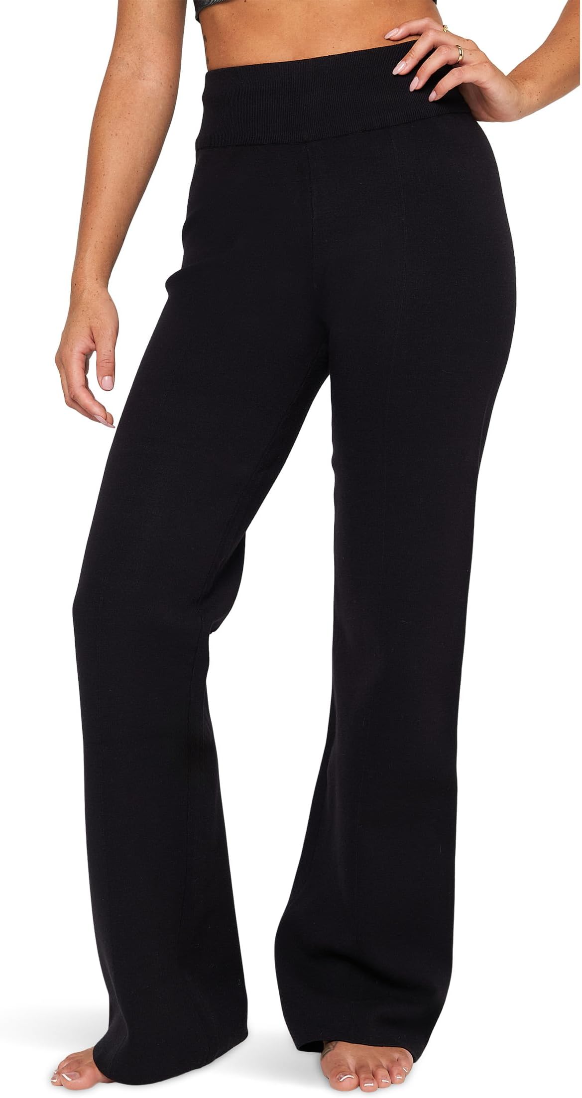 Брюки Spiritual Gangster Austin Flare Pants, черный 
Брюки Spiritual Gangster Austin Flare Pants, черный