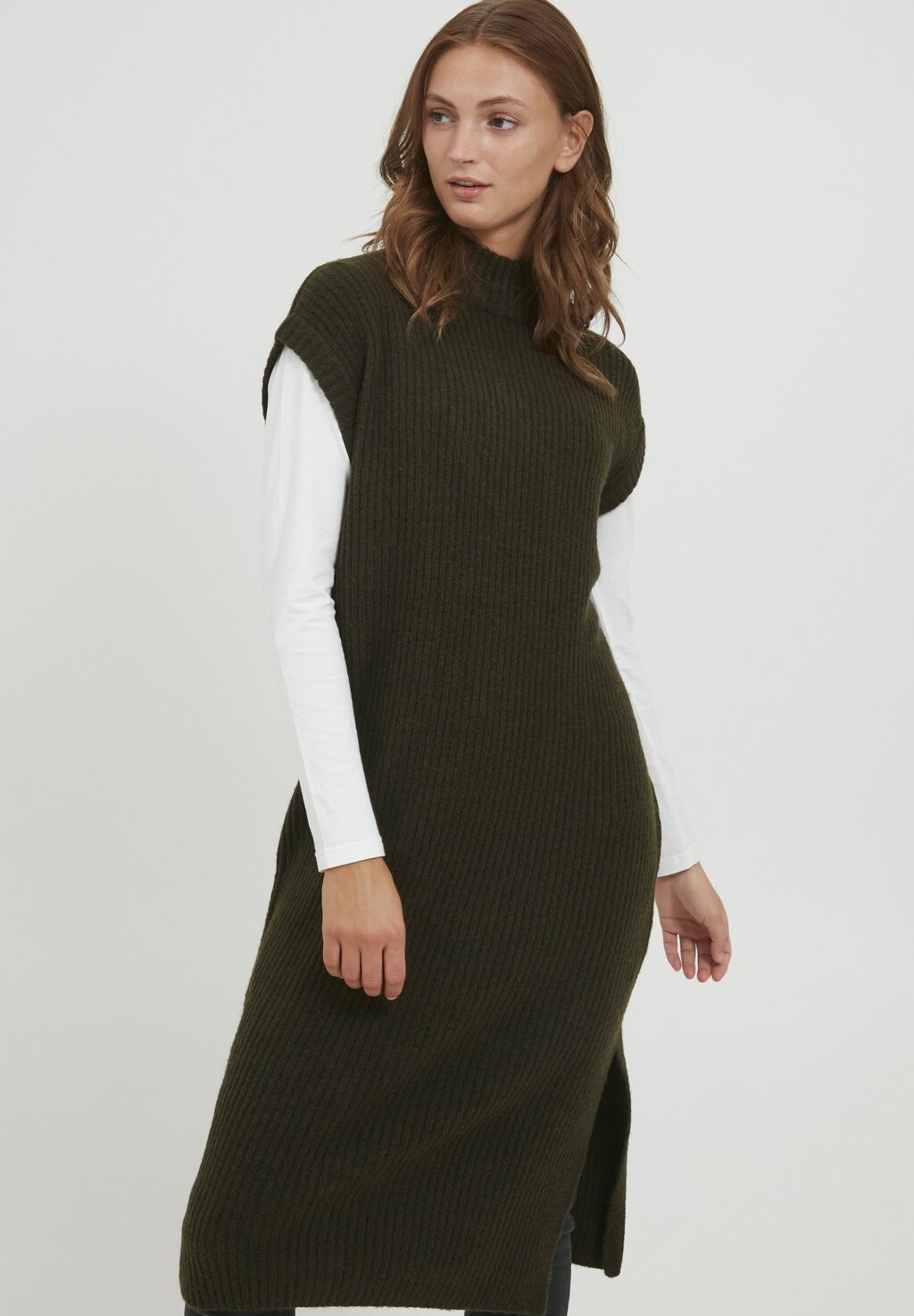 Вязаное платье b.young, серый деним
Вязаное платье b.young, серый деним