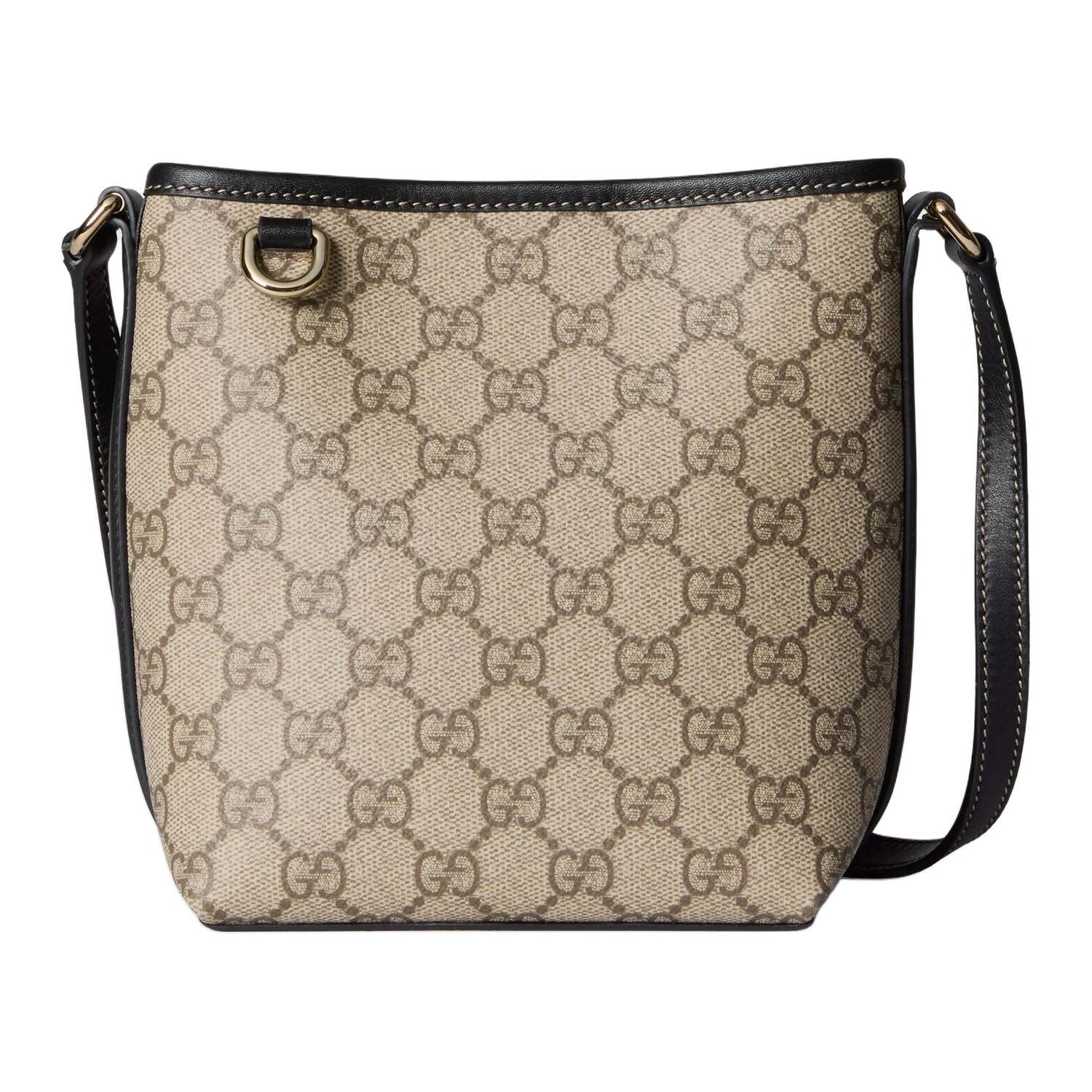 GUCCI Сумка-ведро из ткани с покрытием GG Emblem
GUCCI Сумка-ведро из ткани с покрытием GG Emblem